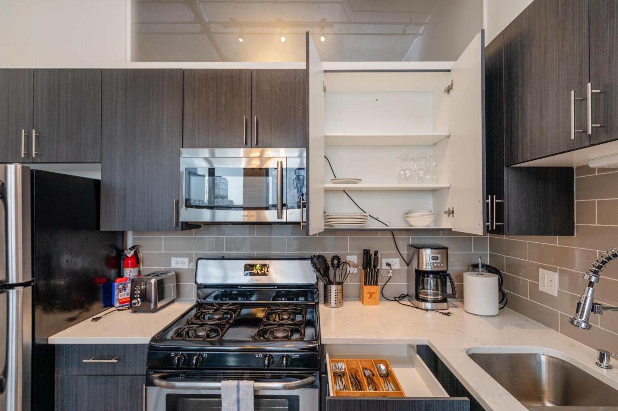 Family Friendly 2Br South Loop Suite With Optional Parking And Gym Access Sleeps Up To 8 Near Mccormick Place And Soldier Field Chicago Zewnętrze zdjęcie